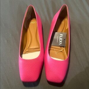 Flexi flats plexi flats and hot pink shade